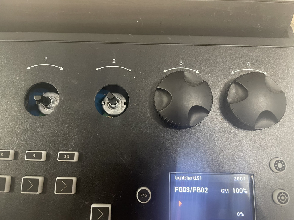 AS-IS LightShark LS-1 Lighting Controller 8-Universe Lighting Console
