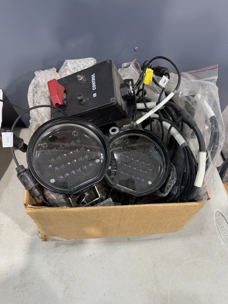 Hmmwv/ MTVR MV 24V IR Light Kit