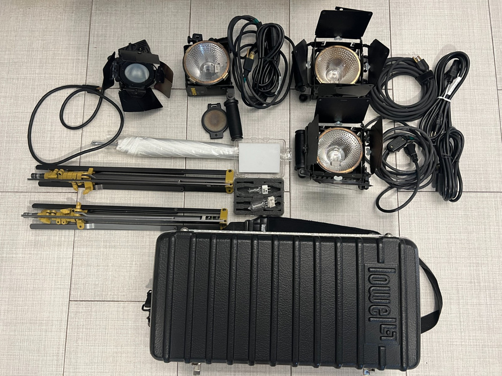 Lowel Pro Light Kit