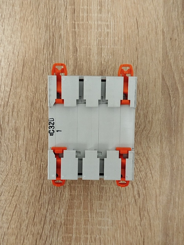 magnetothermal differential switch