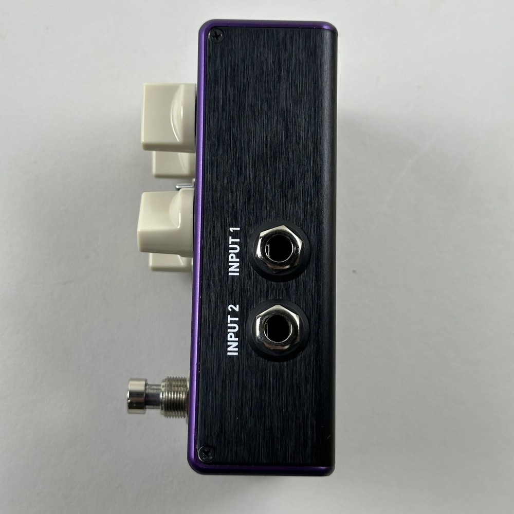 Source Audio SPECTRUM Filter Pedal Octave Tone Distortion Used