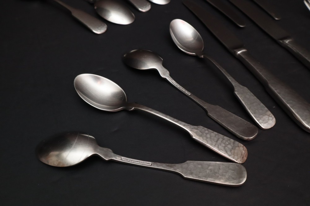 20 Pc Towle HAMMERSMITH Germany Stainless Flatware Hammered Glossy SVC for 4