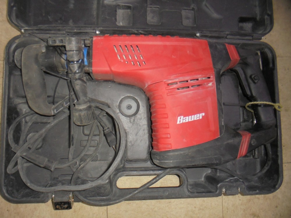 BAUER DEMOLITION HAMMER KIT   (MODEL: 1631E-B)