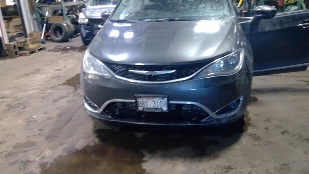 Used Floor Jack fits: 2017 Chrysler Pacifica Grade A