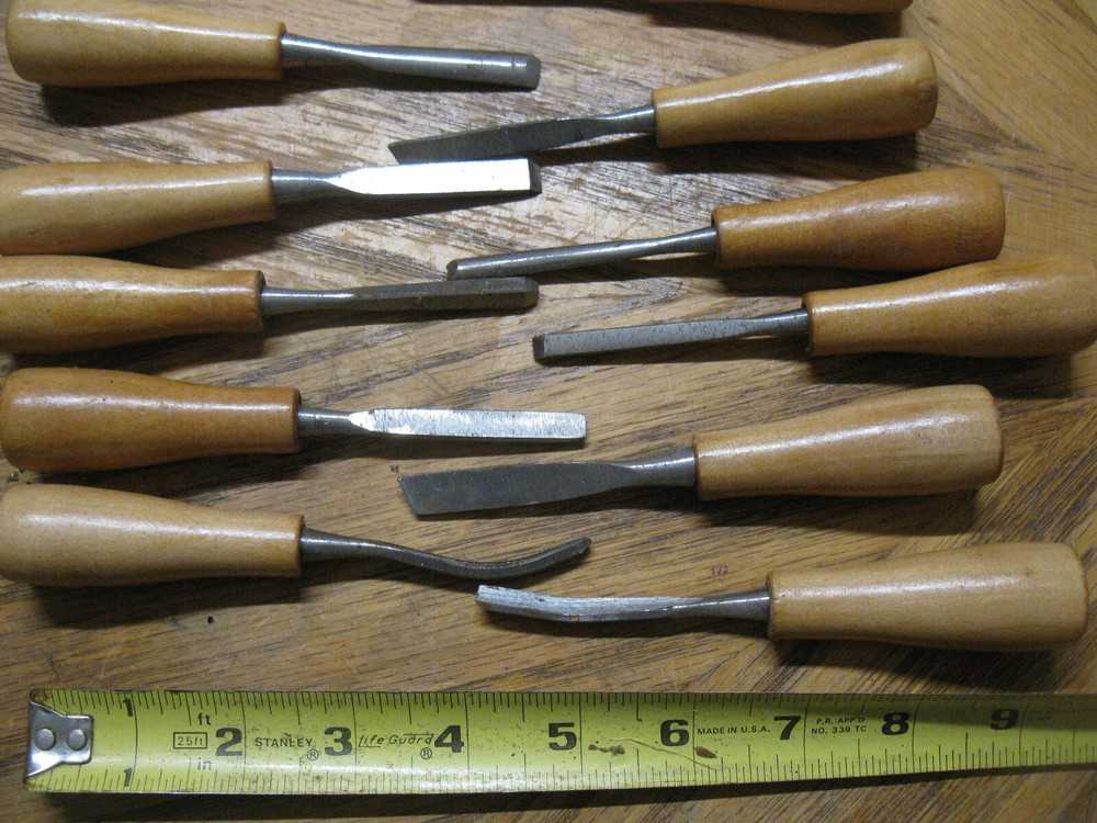 11 Piece Wood Carving Hand Chisel Tool Set Professional Woodworking Gouges Steel