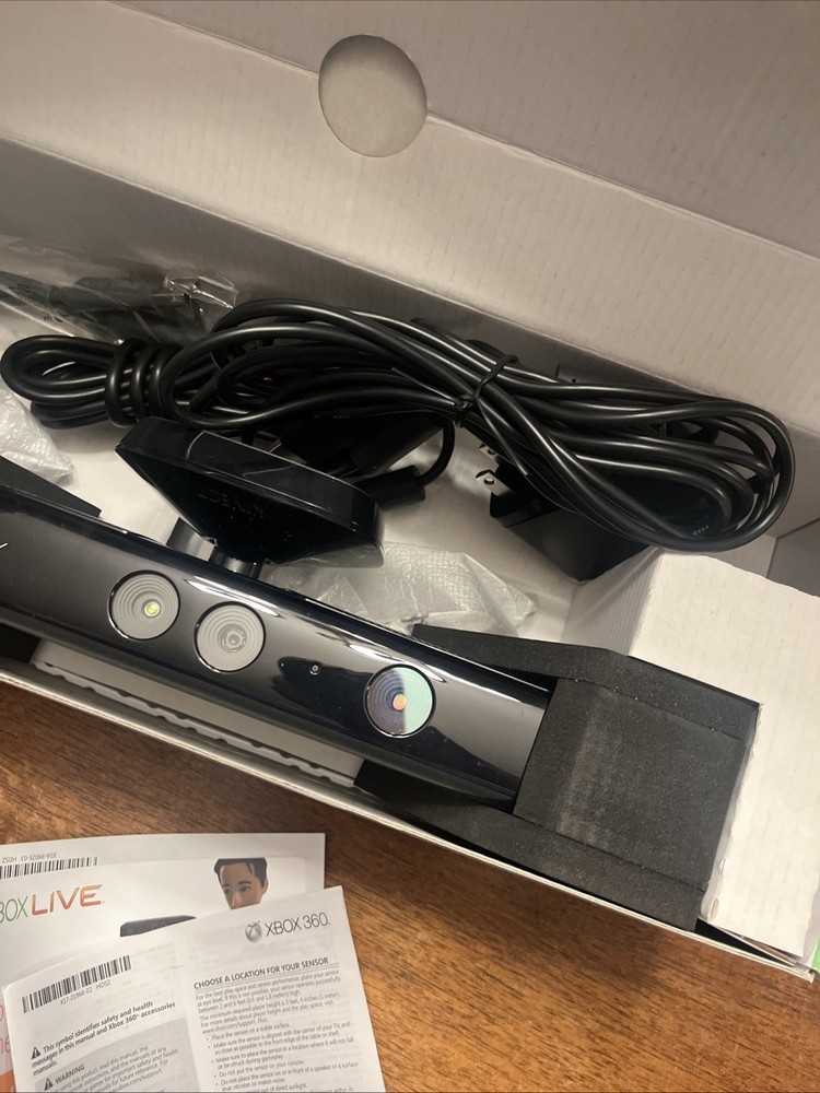 Official Microsoft Xbox 360 Kinect Sensor Bar In Box
