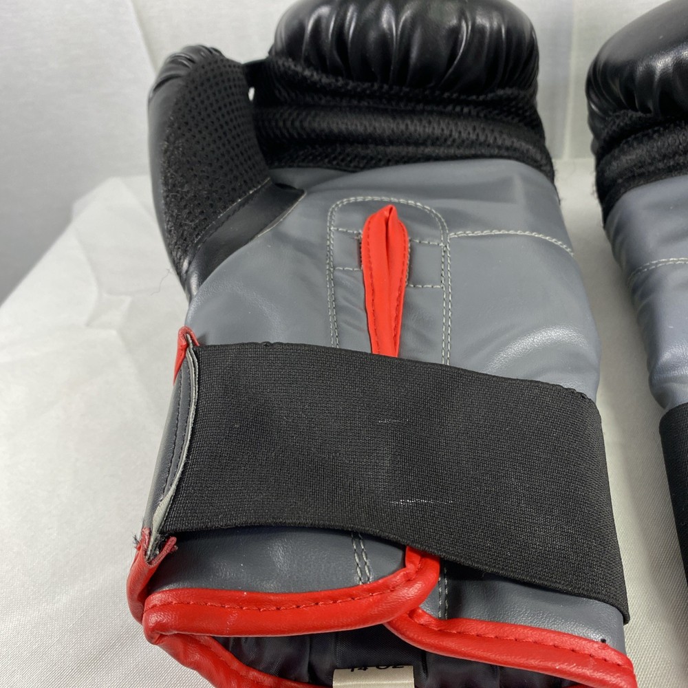 Everlast 14 oz Sparing Boxing Core Training Gloves Black Red hook loop Closure
