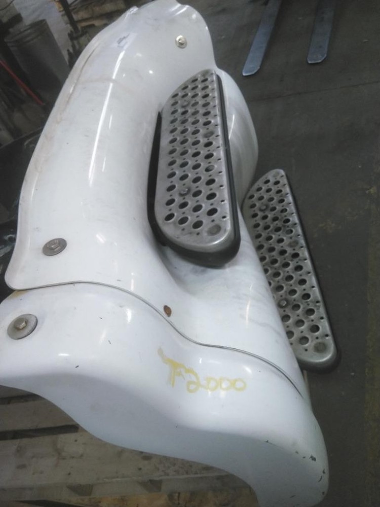 For 2007 KENWORTH T2000 SIDE FAIRING Right , OH