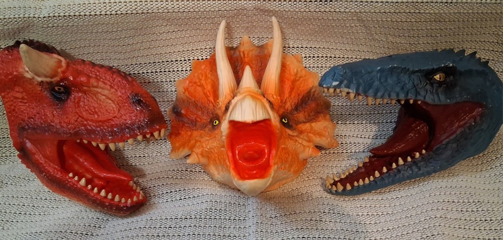 Dinosaur Soft Rubber Hand Puppet Realistic Interactive Toy RARE COLLECTION