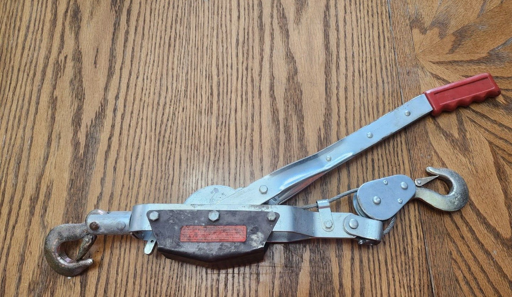 Power Pull Single Gear Crank Cable Puller Tow Winch Come Along USED