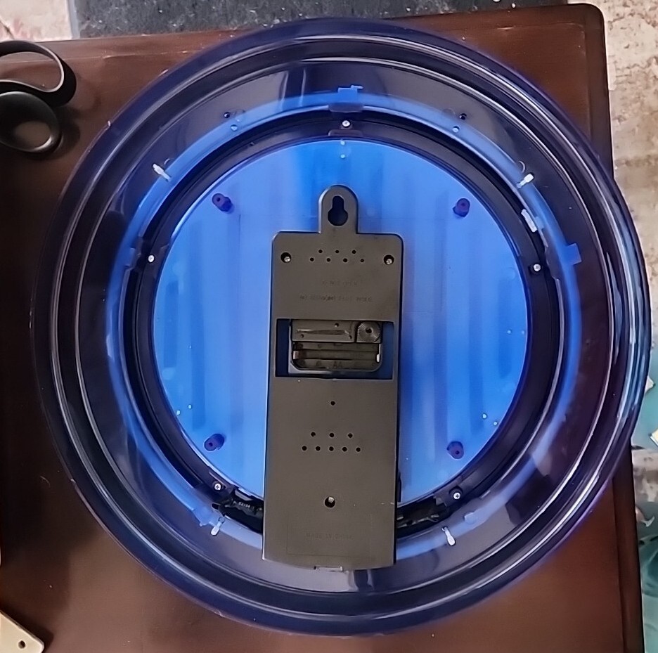 GM Goodwrench Neon Wall Clock