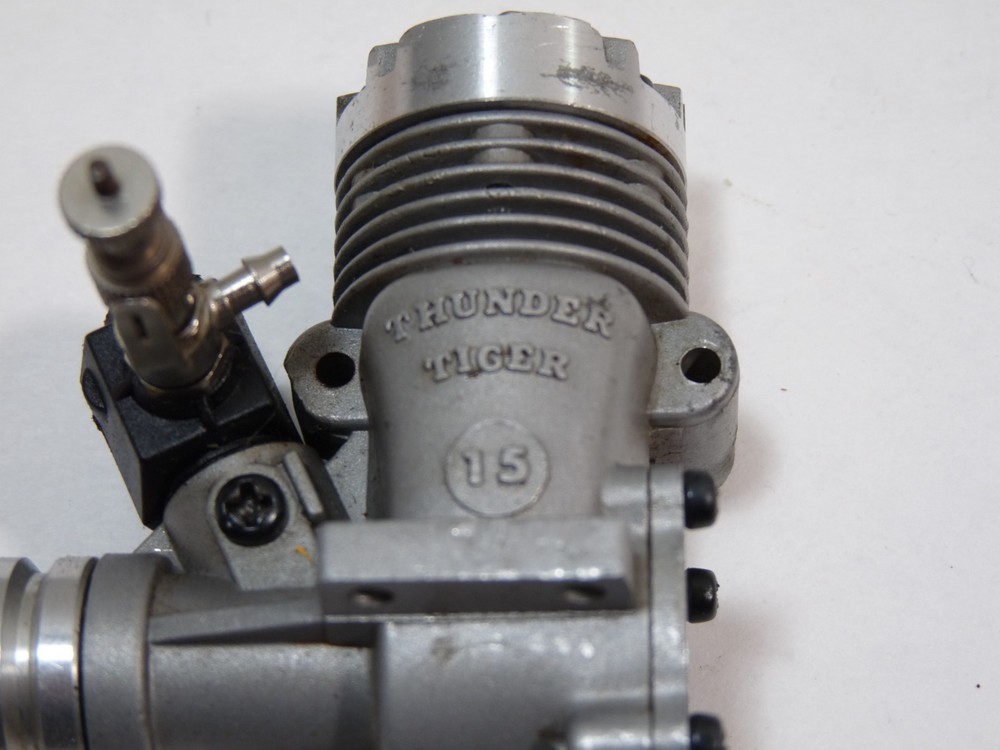 Thunder Tiger .15 Model Airplane Engine Very Clean