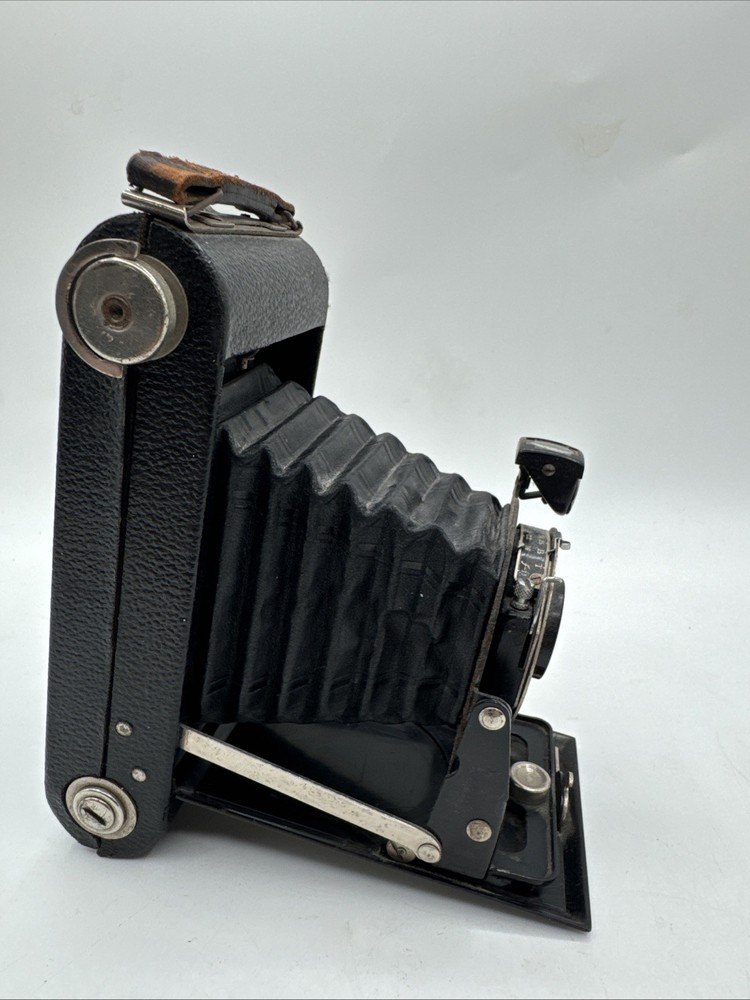 Vintage Kodak Junior Six-20 Camera -UNTESTED-