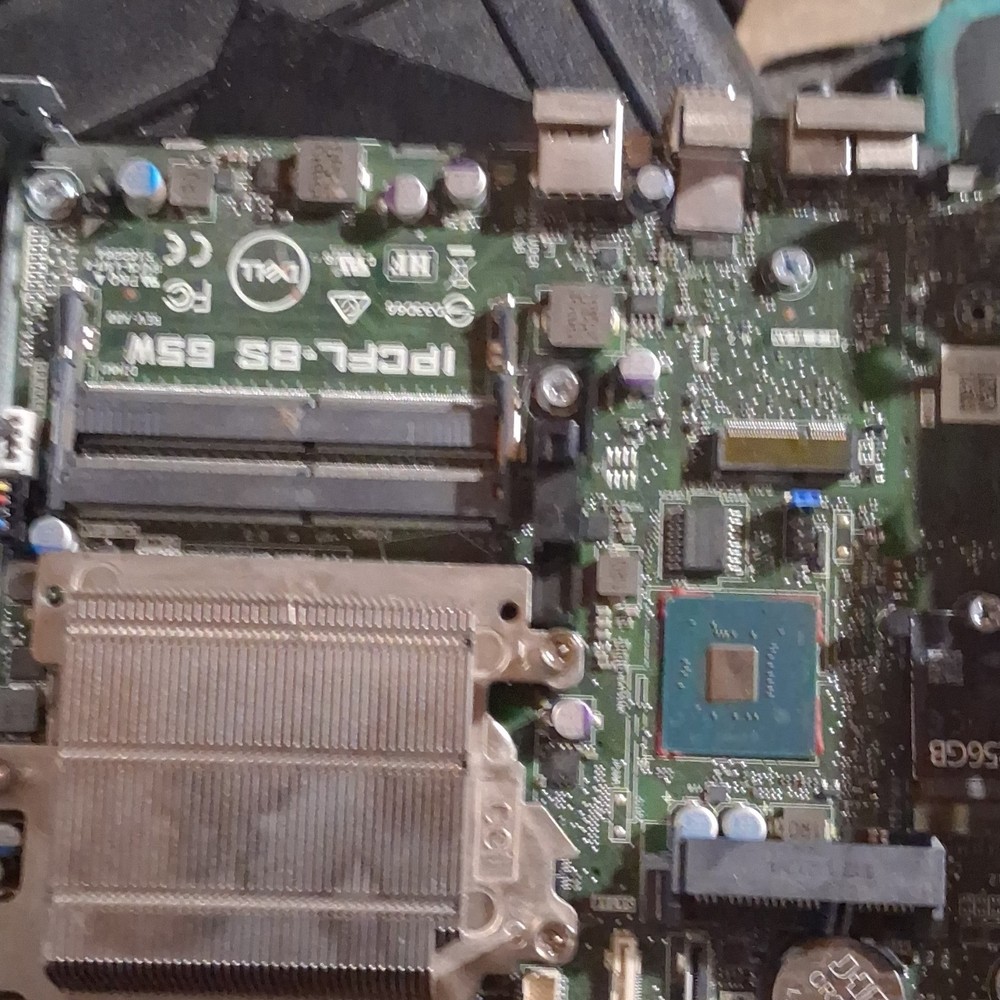 Dell IPCFL-BS GSM Micro Form Factor Desktop Intel Core i7 8th Gen Windows