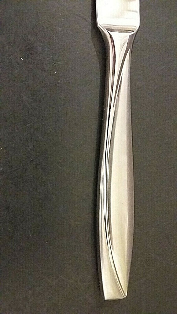 Oneida Camlynn stainless 9 1/2" solid handle dinner knife