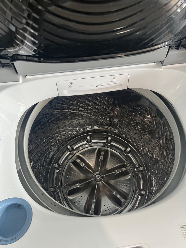 Samsung washer and dryer set (electric)