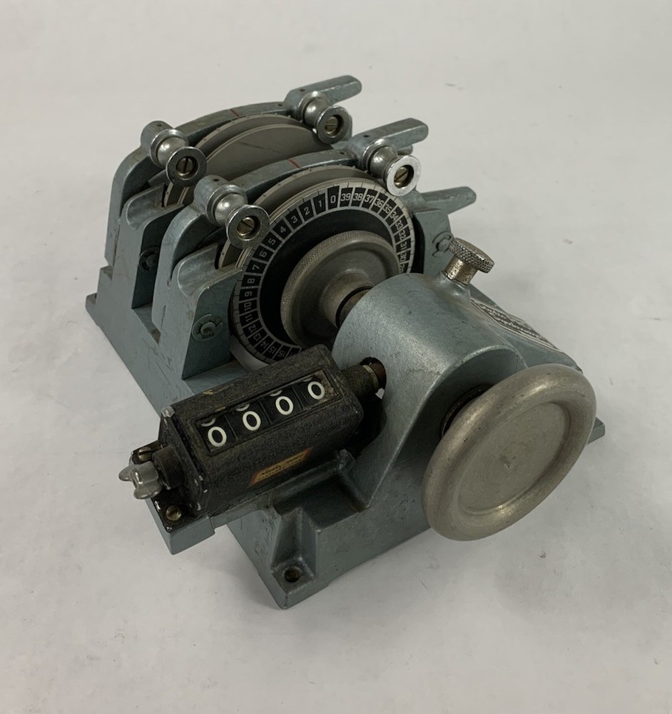 Studio PRO SS-126422-16 Vintage Synchronizer