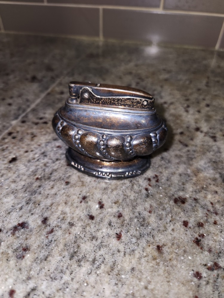 Vintage Ronson Crown Silver Plated Art Deco Table Lighter