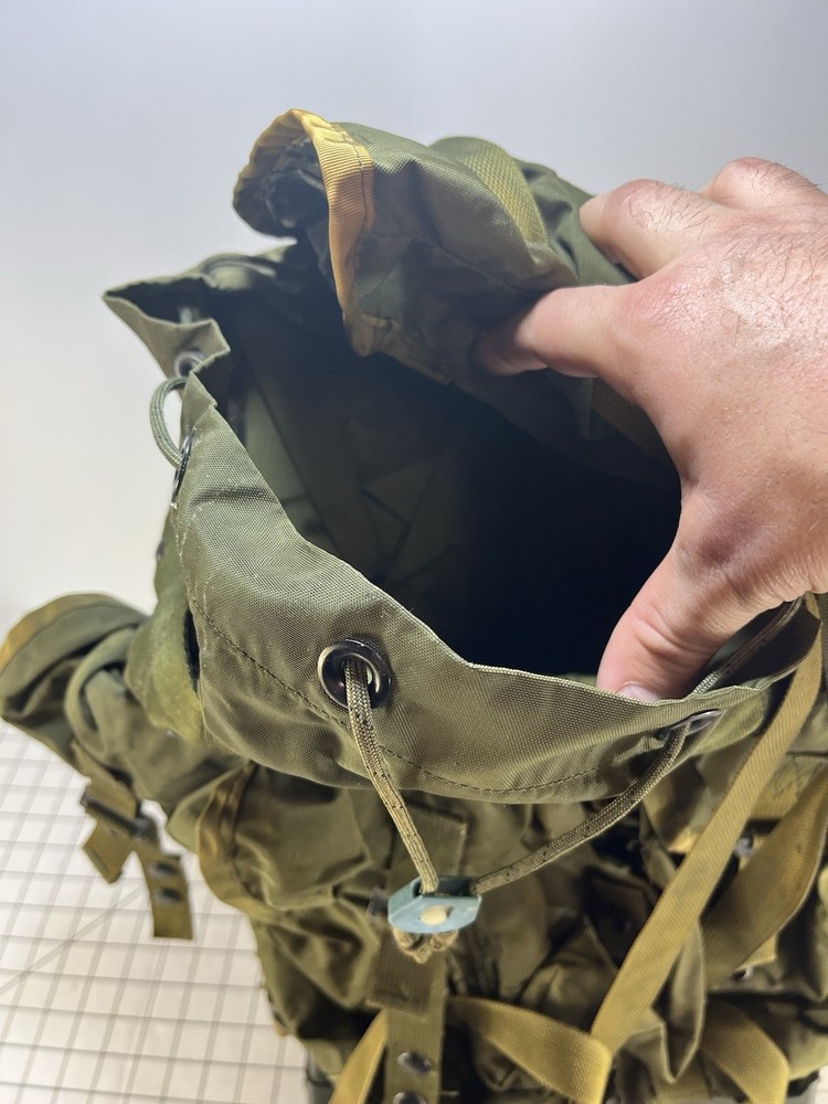 Vintage US Army Field Pack Combat LC-1 Medium Alice Backpack with Frame & Strap