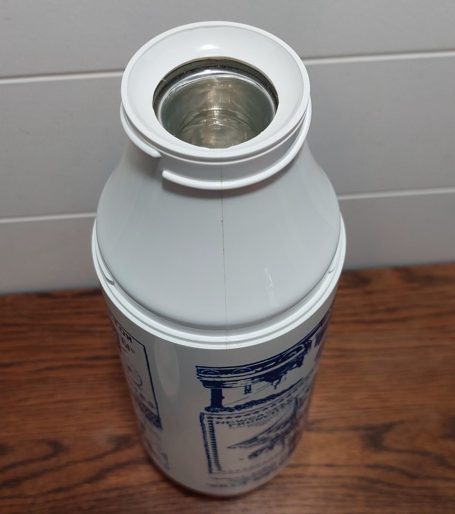 Vintage Thermo-Serv travel cooler set