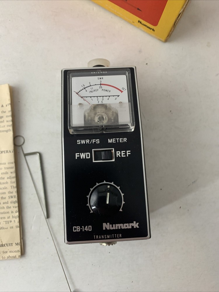 Numark CB-140 SWR/FS CB RF Multi Meter with original box & antenna