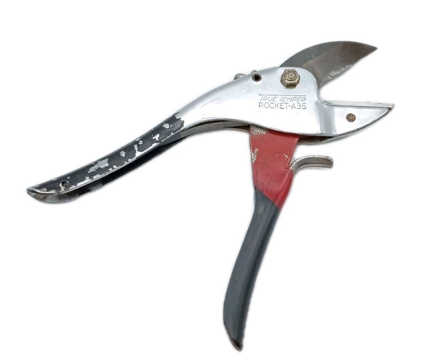 Vintage True Temper ROCKET A35 Pruning Shears Pruner Cutter Garden Tool Locking