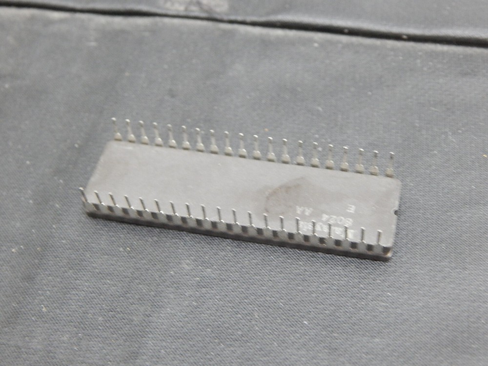 INTEL D8085A-2 Microprocessor, 8 Bit, 40 Pin, Ceramic - USA SELLER FAST SHIPPING
