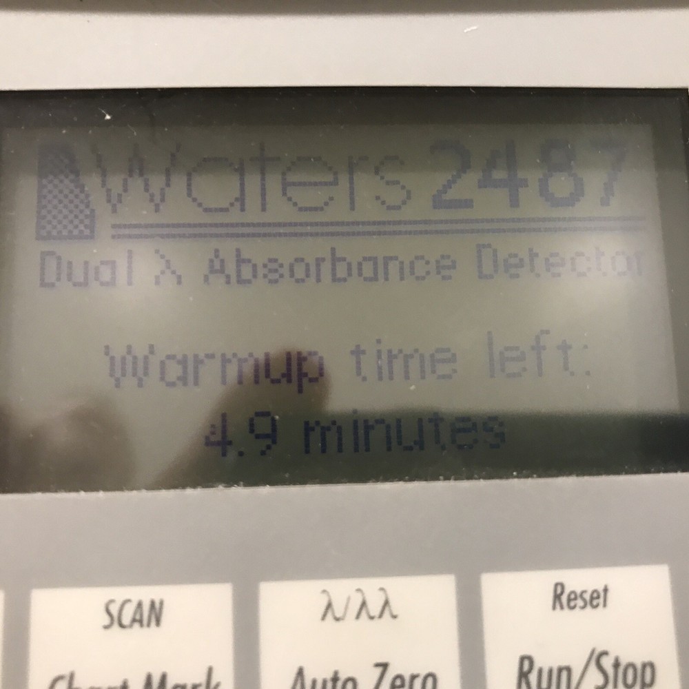 WATERS 2487 DUAL ABSORBANCE DETECTOR