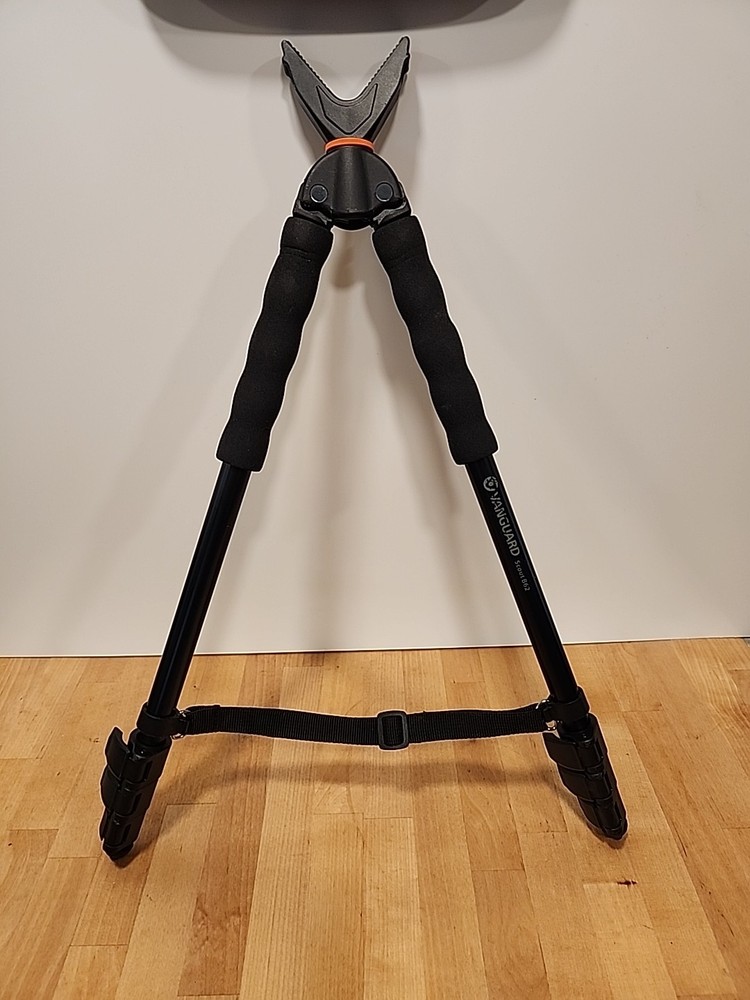 Vanguard 62" Telescoping Gun Stand Fully Functional Used
