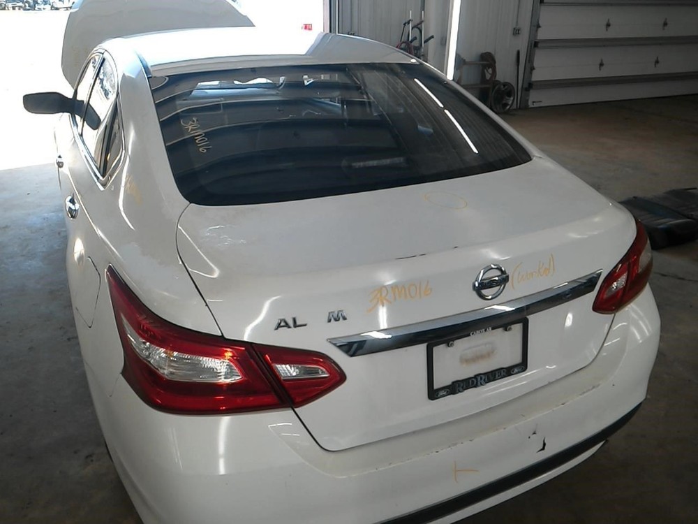 ALTIMA 2017 Fuse Box Cabin 104952603