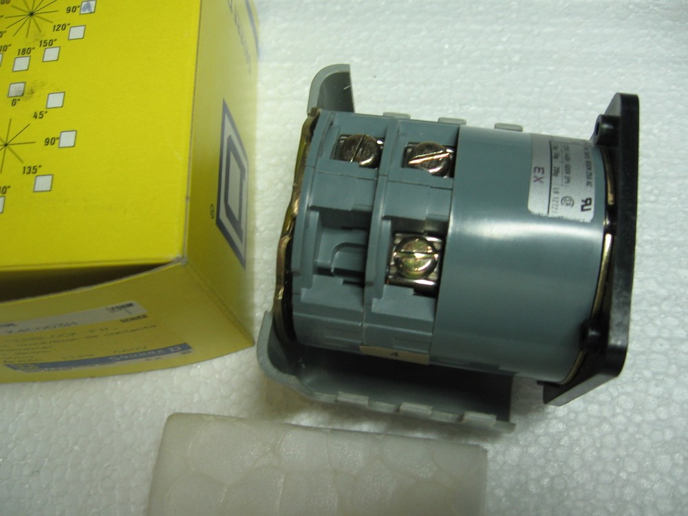 Square D K4C003H Contactor Block Switch 660V Class 9003
