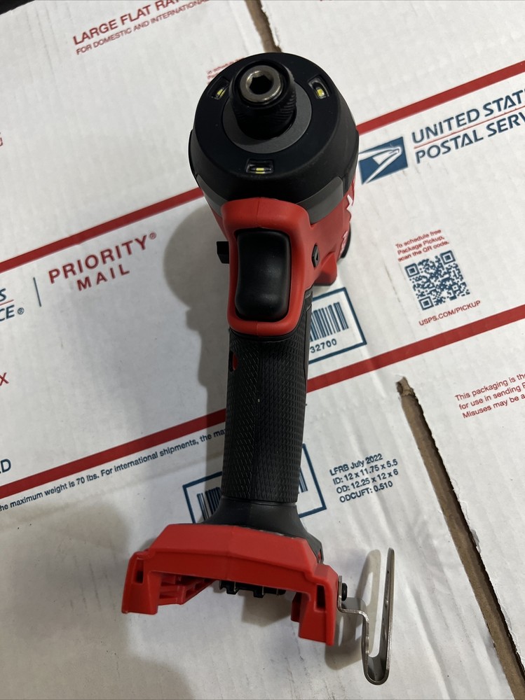 Milwaukee 295320 Impact Driver 1/4"