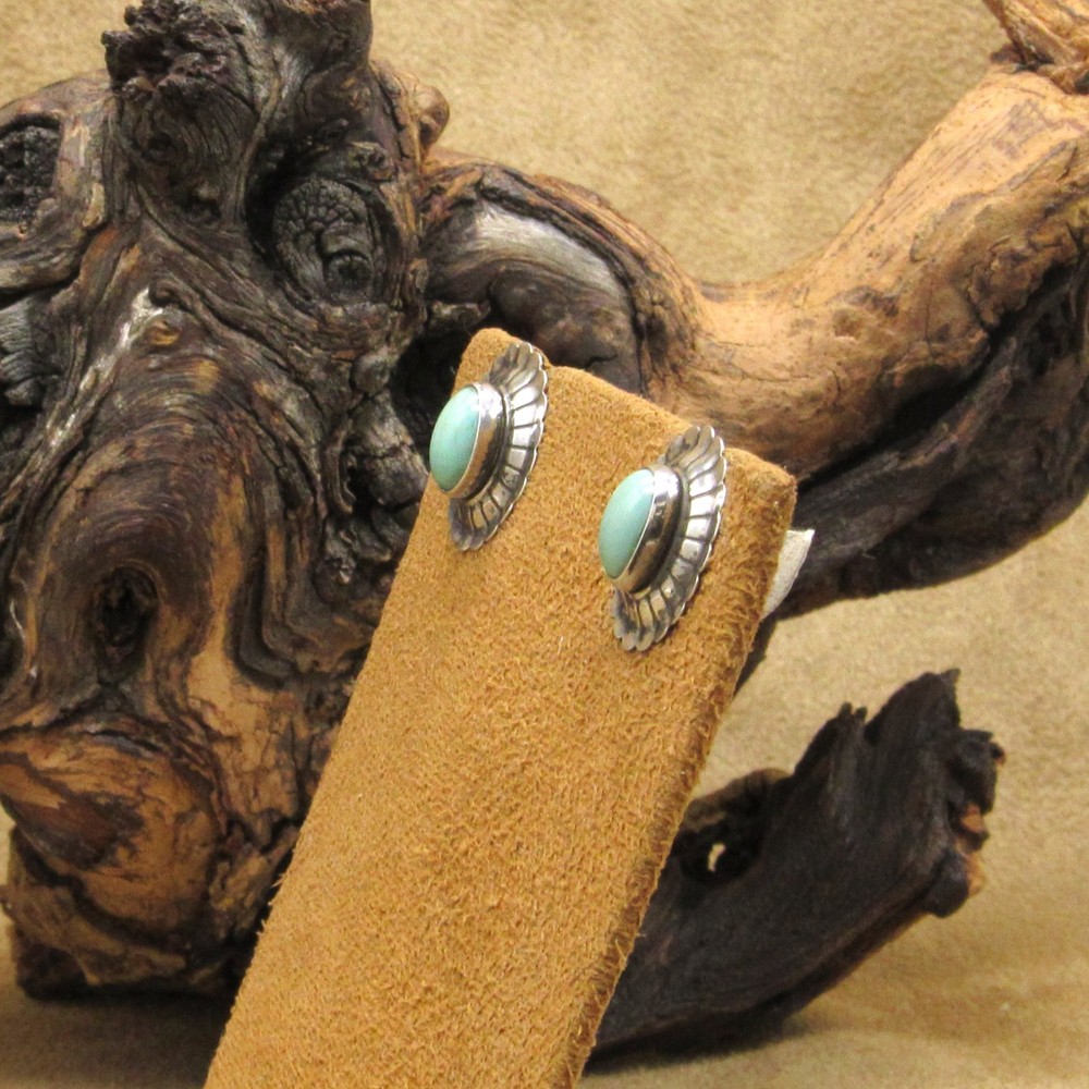 Classic Vintage Native American Style Turquoise Studs