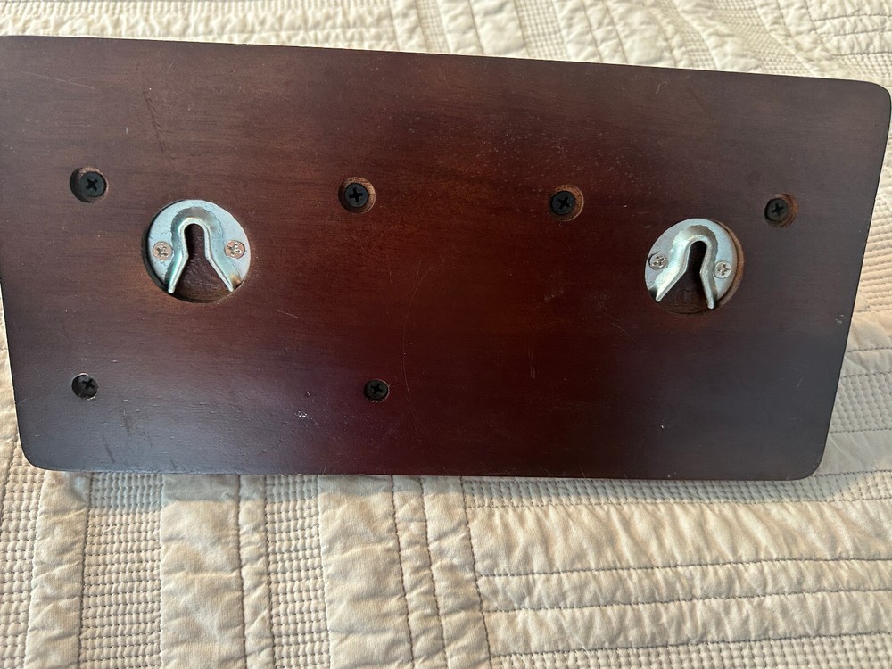 DONNER WOODEN CLOTHES COAT RACK WALL MOUNTED MUSICAL NOTES