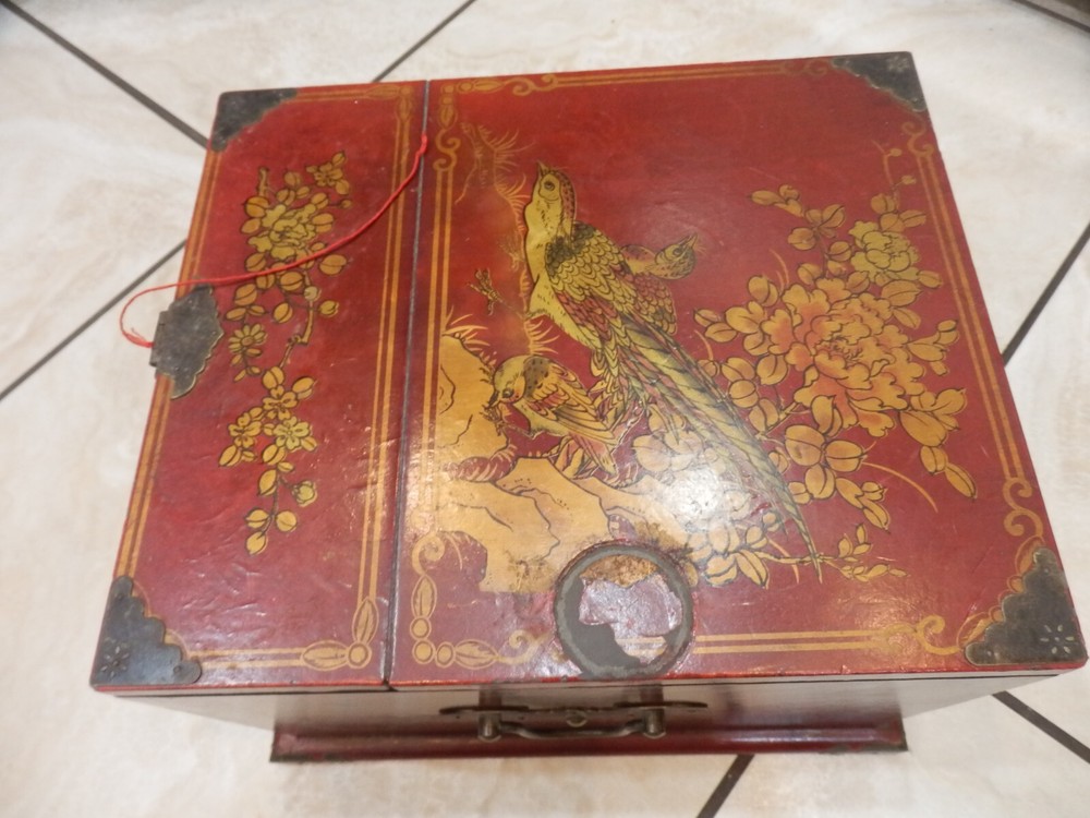 Chinese Oriental Red Flower Birds Rectangular Jewelry Box Vanity Mirror