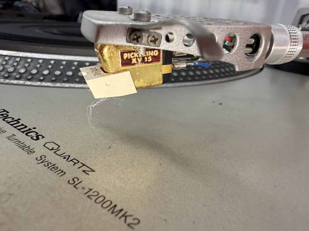 Technics SL-1200MK2 Direct Drive Turntable System, Silver