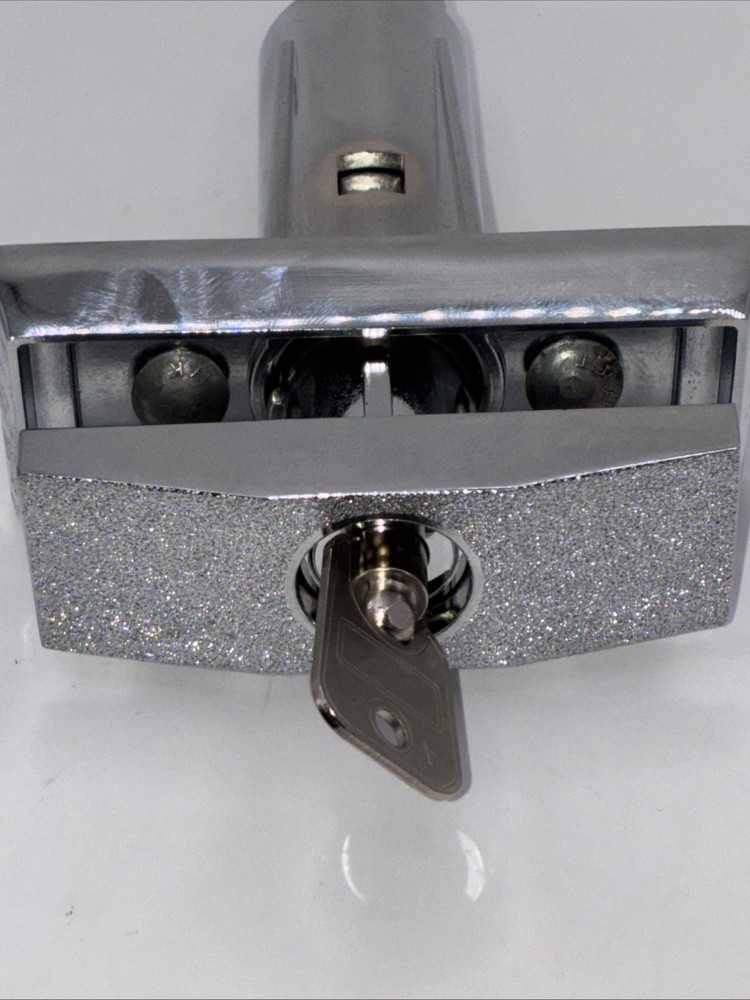 T Handle Lock Assembly 5½ in - Fits many Vending Machines