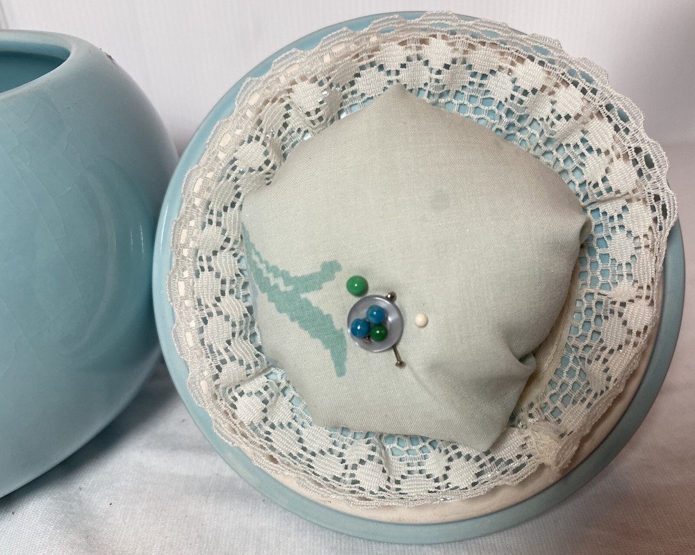 Sewing Owl Notions Keepsake Kit Blue Ceramic Thread 177