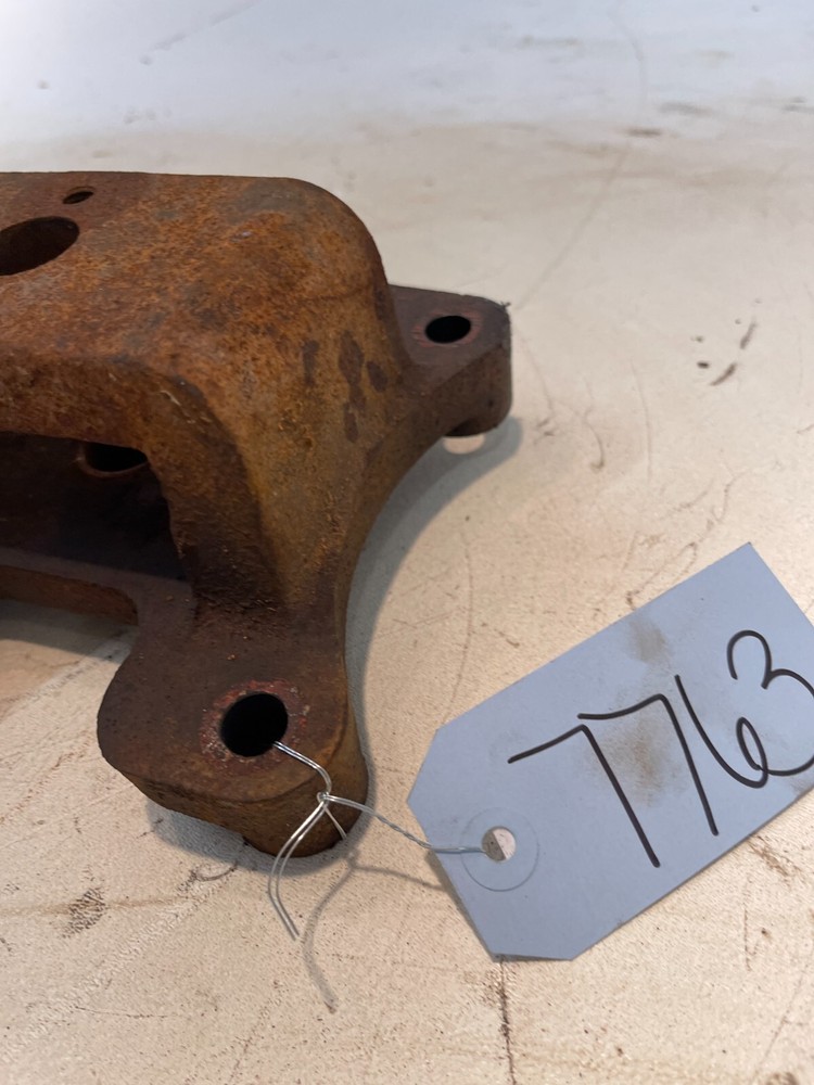 1988 Case IH 585 Tractor Hitch Drawbar Anchor Bracket