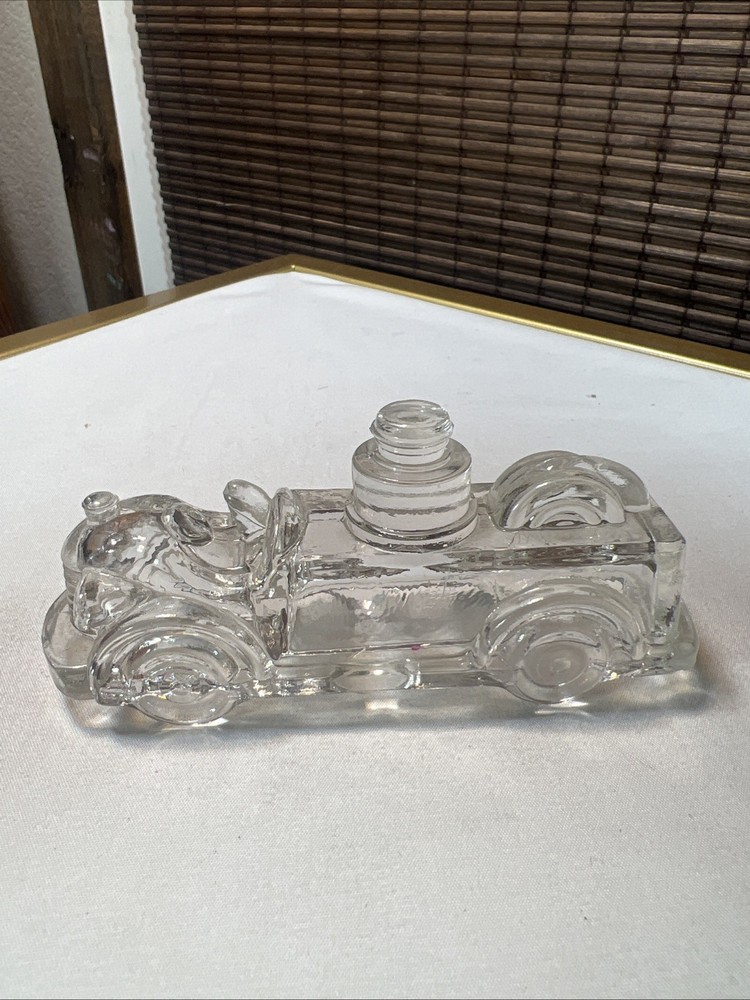 1940s FIRE ENGINE No 11 VICTORY Glass CANDY CONTAINER Vintage