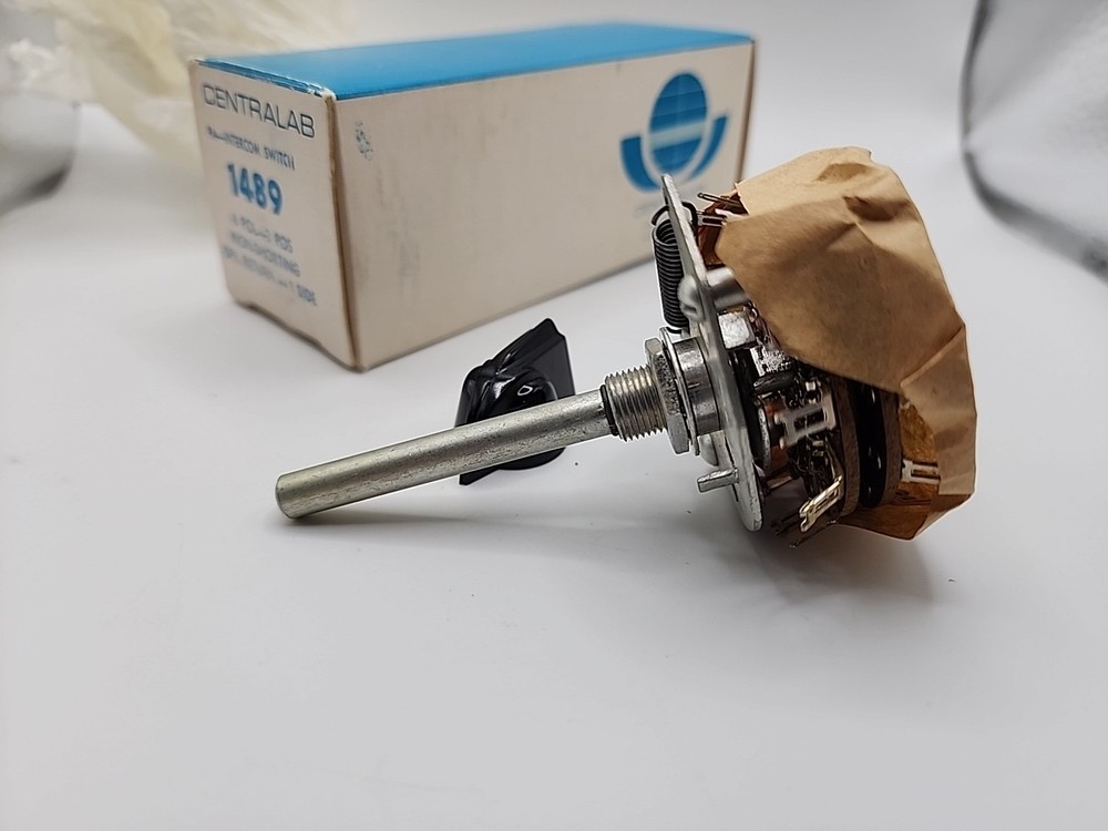 Centralab 1489 6 POL 3 POS NON SHORTING SPR RETURN Intercom Switch NOS