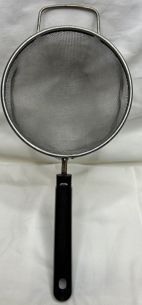 11.5” VNTG EKCO Hand Strainer/Colander w Black Plastic Handle & 5” Round Mesh