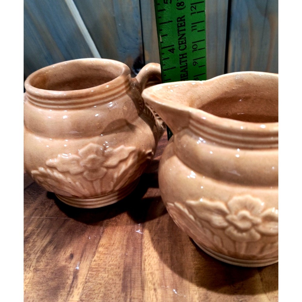 665. Rare Peach Colored Cream and Sugar Pottery set