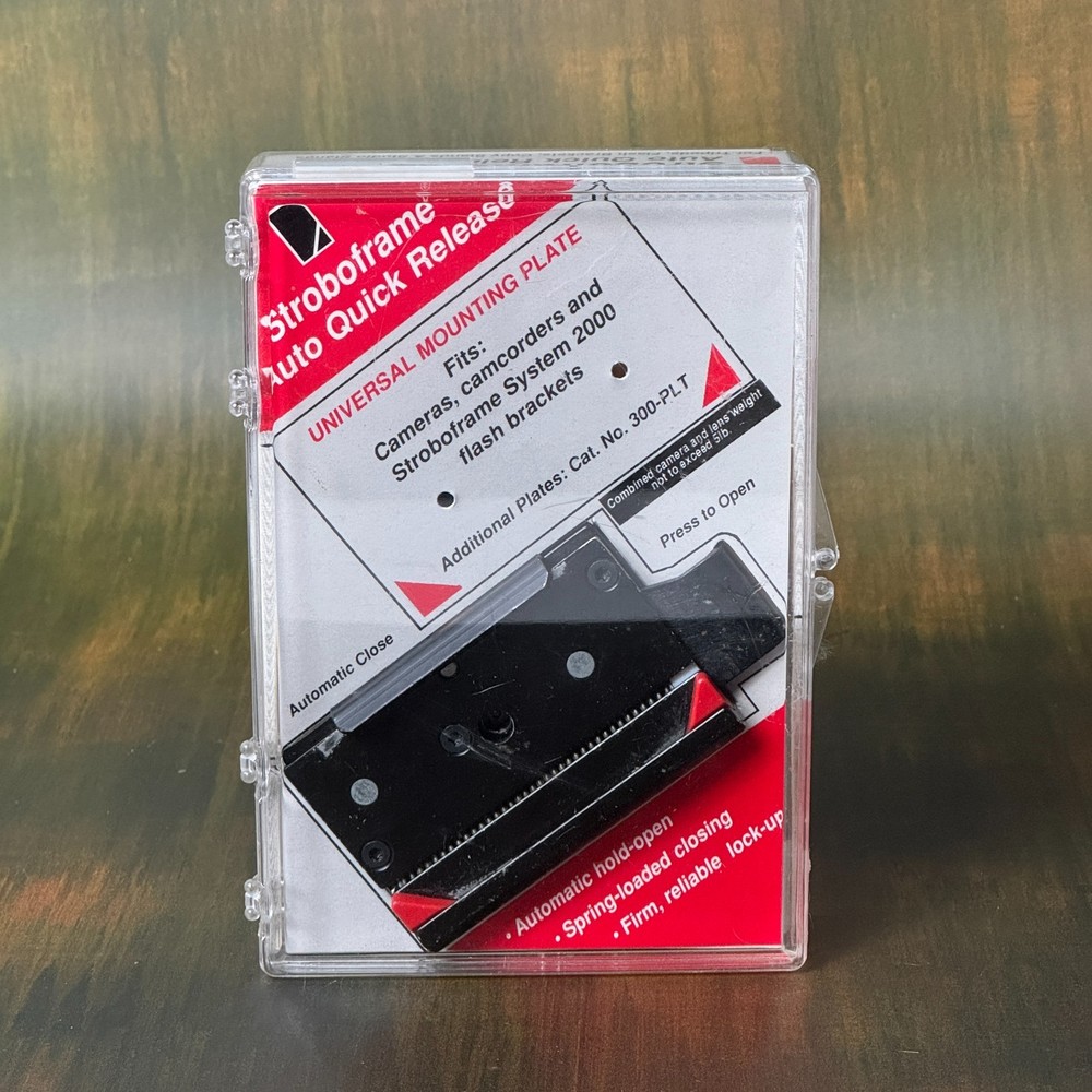 Stroboframe Auto Quick Release (300-QRC) with Universal Mounting Plate