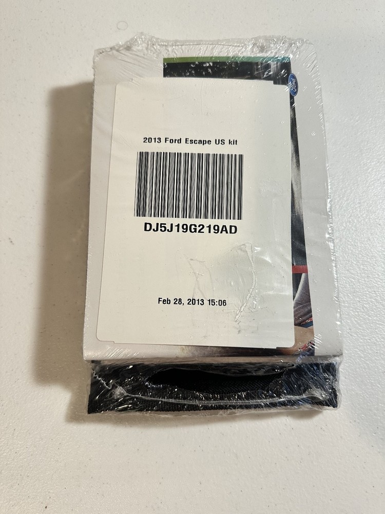2013 Ford Escape Owners Manual Set Sealed