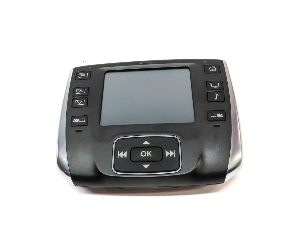 2015 RANGE ROVER SPORT (L494) REAR ENTERTAINMENT SYSTEM REMOTE CONTROL
