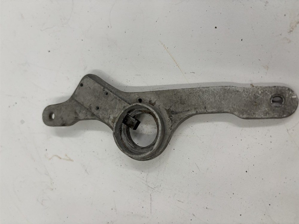 Luscombe Model 8 Maule Tail Wheel Arm TW-101
