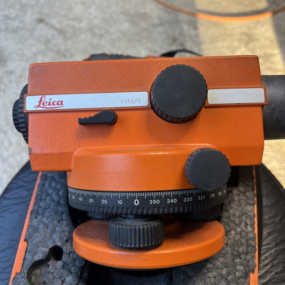 Automatic Level Leica - Wild NA20