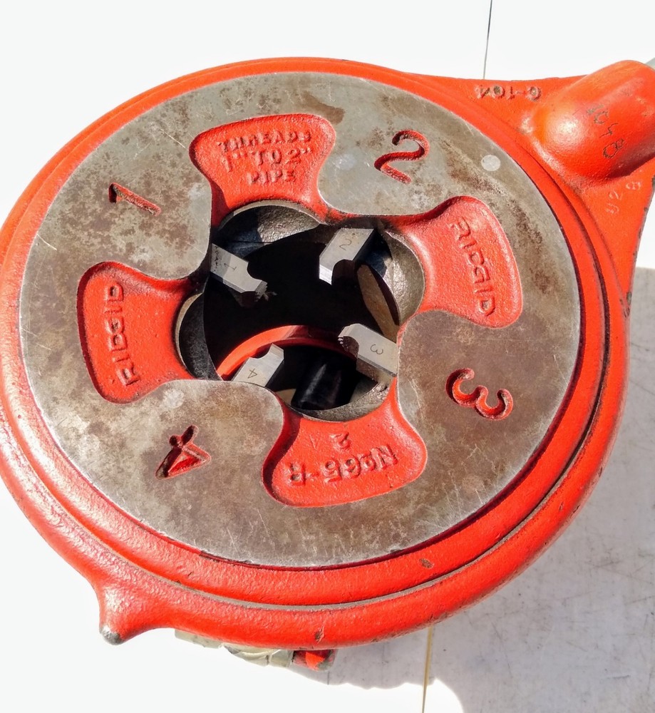 RIDGID 65R 1-2" ADJUSTABLE PIPE THREADER RECEDING W/ HANDLE VG+