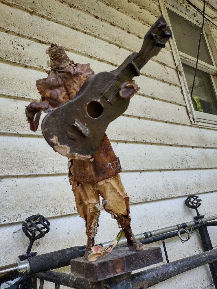 Haunted Headless Paper Mache Man!